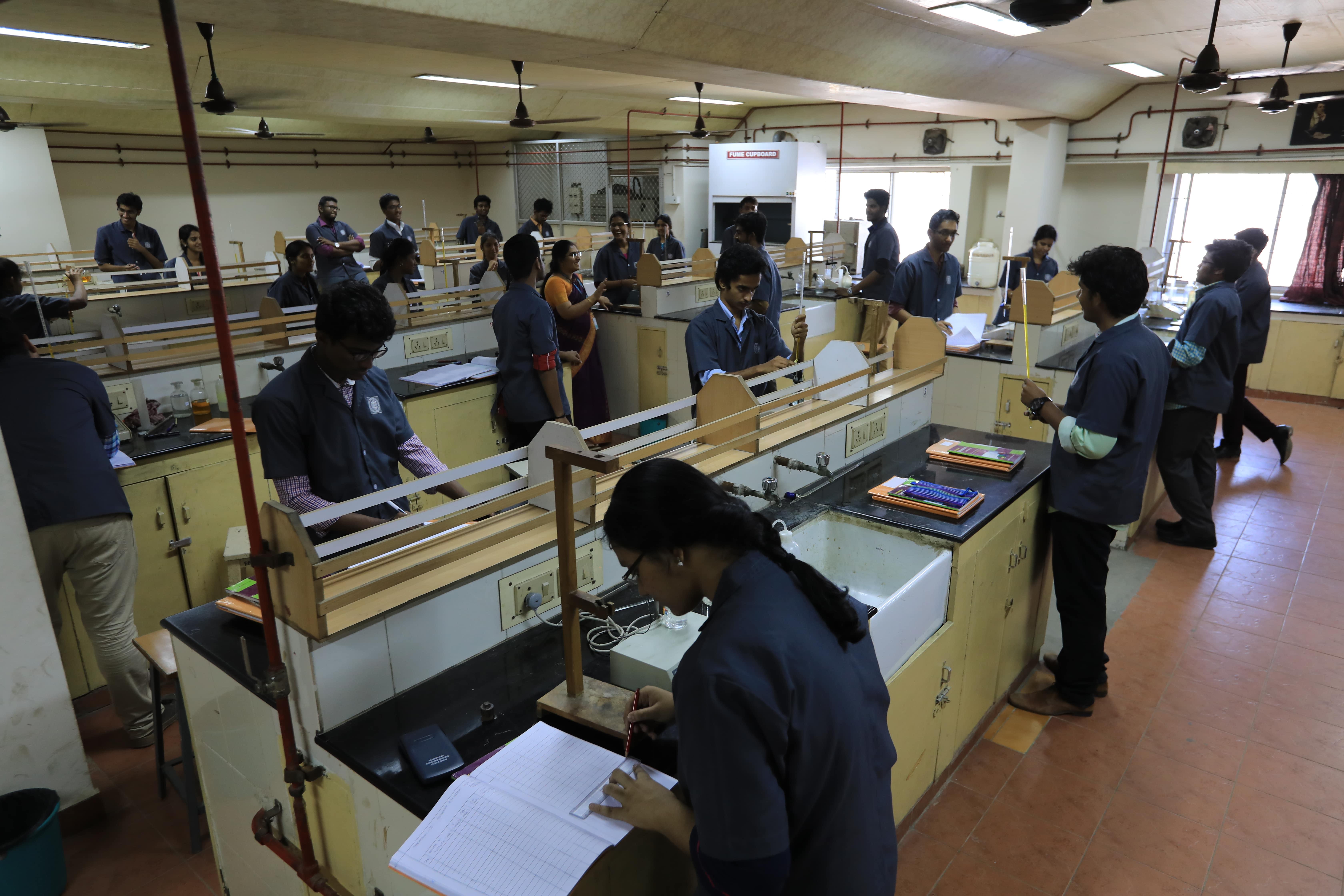 SRM Easwari Laboratories photo 9